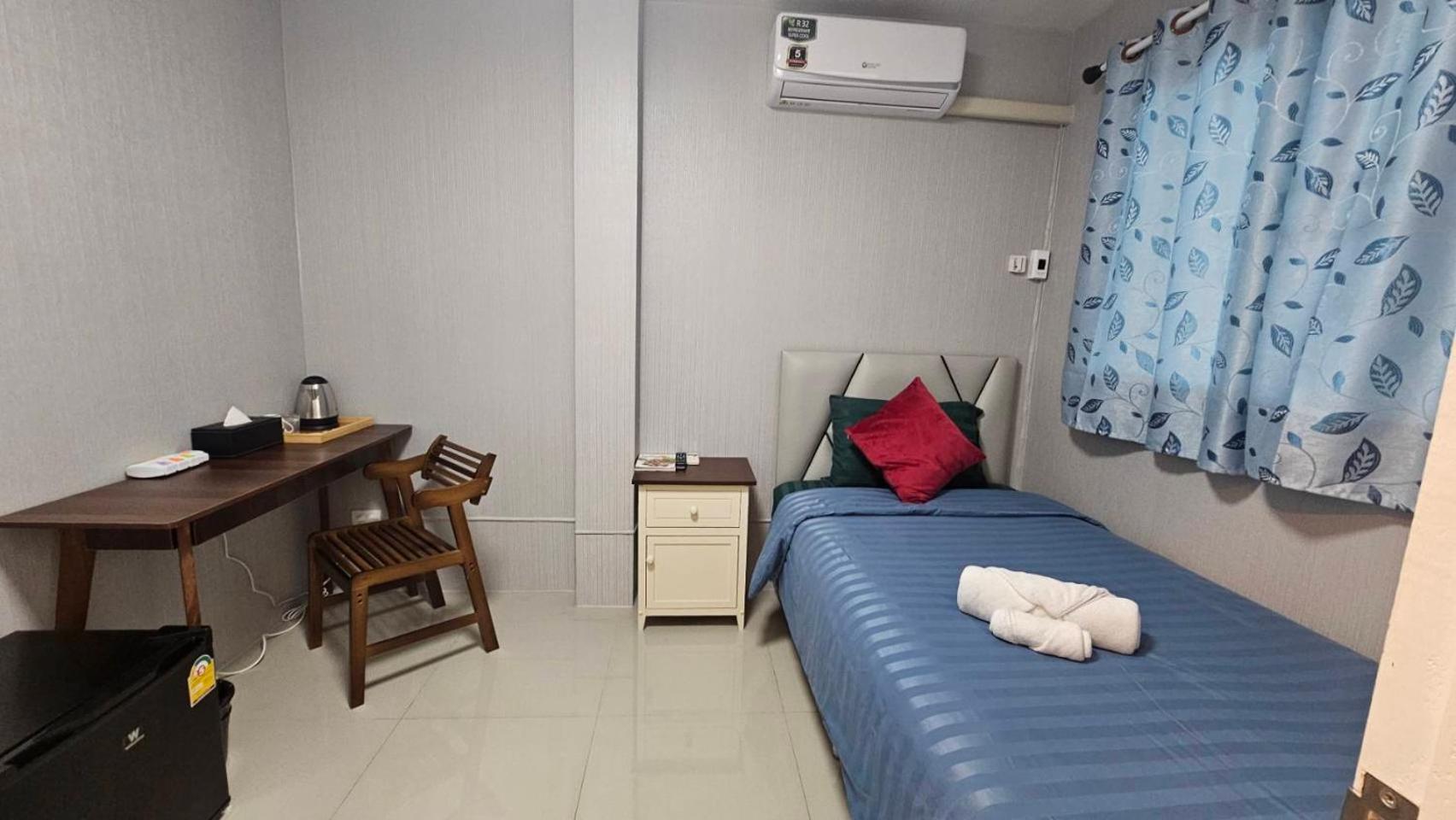 Khokeng Room Bangkok Phòng bức ảnh